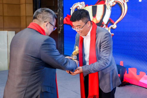 晟通铝模联盟2022年总结暨2023年目标签约大会胜利雷火电竞召开(图2) 晟通铝模联盟2022年总结暨2023年目标签约大会胜利雷火电竞召开(图2)