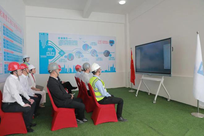 雷火电竞2023年上海市静安区建设工程质量月现场综合观摩会在这个项目现场召开(图1) 雷火电竞2023年上海市静安区建设工程质量月现场综合观摩会在这个项目现场召开(图1)