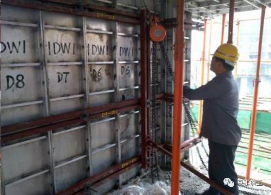 铝合金模板和木模施工有何不同?看完这套铝模施工全套流雷火电竞程就懂了(图6) 铝合金模板和木模施工有何不同?看完这套铝模施工全套流雷火电竞程就懂了(图6)