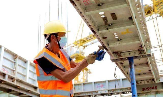 今日工地急招铝模工人 附近工地急招铝模工人雷火电竞(图2) 今日工地急招铝模工人 附近工地急招铝模工人雷火电竞(图2)