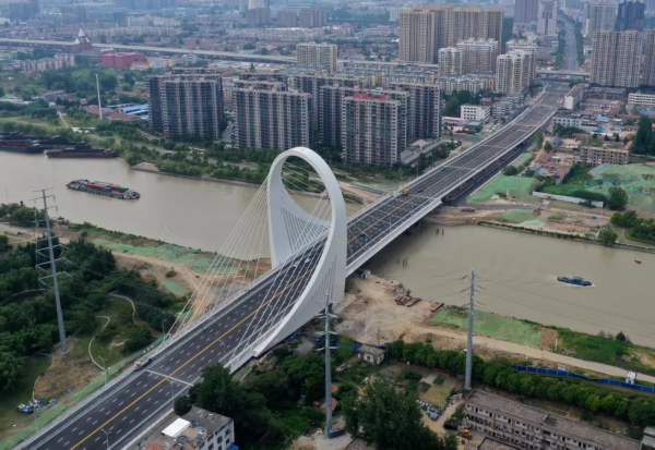 今天淮雷火电竞安运河大桥建成通车!(图7) 今天淮雷火电竞安运河大桥建成通车!(图7)