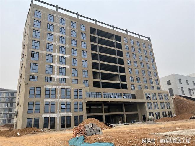 钢结构学校:现代教育的加速引擎与绿色典范雷火电竞(图2) 钢结构学校:现代教育的加速引擎与绿色典范雷火电竞(图2)