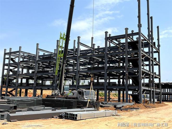 钢结构建筑:稳固轻盈的未来图景与雷火电竞绿色可持续之途(图2) 钢结构建筑:稳固轻盈的未来图景与雷火电竞绿色可持续之途(图2)